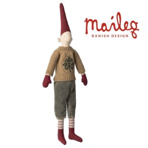 Maileg nissedreng 2025 str 3 i bukser og strikket trje