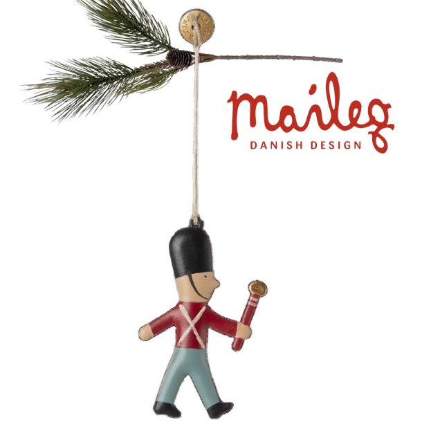 Maileg garde med stav.