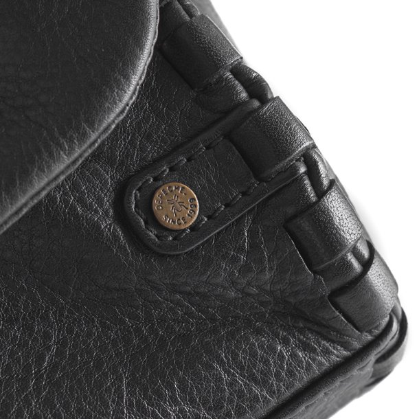 Depeche crossover taske i sort skind