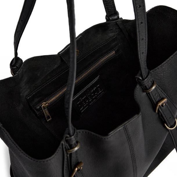 Depeche skuldertaske i sort okseskind