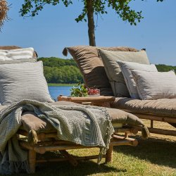 Speedtsberg pude i gr�nne og hvide striber