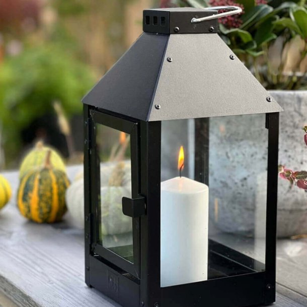 A2 living sort lanterne