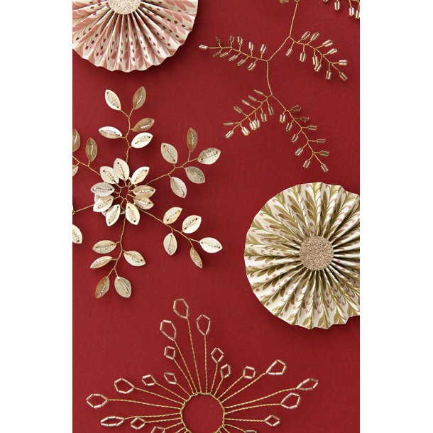 Bungalow beaded ornament star