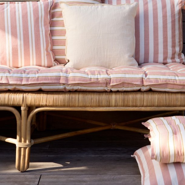 Bungalow pudebetr�k i r�de og hvide striber 