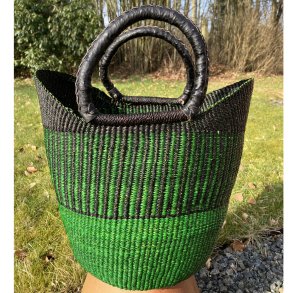 Hammershus fairtrade indkbskurv fra Ghana i grn og bl flet.