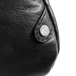 Depeche sort bumbag i skind 