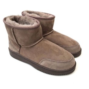 New Zealand ultra kort bamsestvle i taupe