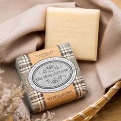 Naturally European sbe bar, med oakmoss og vetiver duft